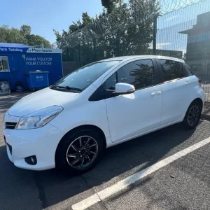 Toyota Yaris 2012 Hatchback Manual 5-door - Image 2