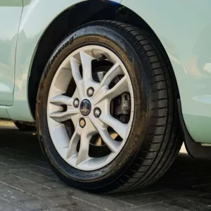 2016 Ford Fiesta 1.2 Zetec 3dr Hatchback Petrol Manual - Image 2