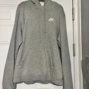 Nike hoodie grey M