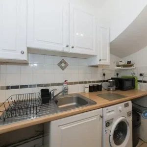 2 bedroom flat in Temple Towers, Goffs Oak, Broxbourne - Image 7