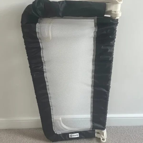 Bed guard, perfect condition