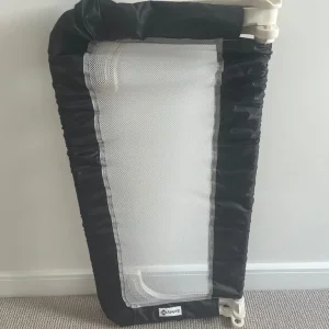 Bed guard, perfect condition