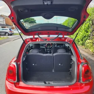 2014 Mini Cooper D (red) 3-door manual - Image 5