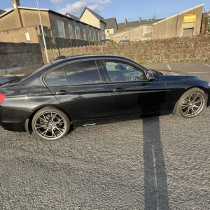 BMW 3 Series Saloon 2012 Manual Diesel - Image 5