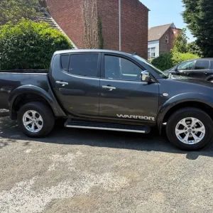2012 Mitsubishi L200 Warrior 4x4 2.5 Diesel Grey - Image 5