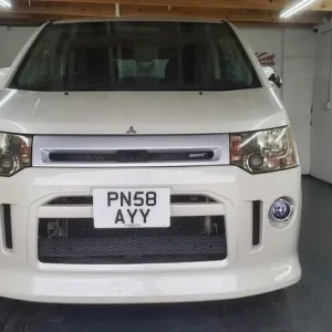 Mitsubishi Delica D5 in white automatic 4x4 7-seater fresh Japanese import 2008 - Image 2
