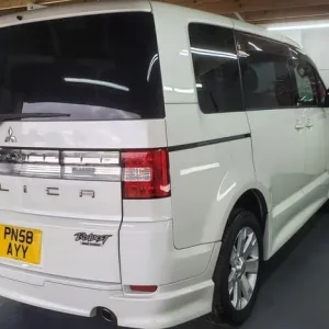Mitsubishi Delica D5 in white automatic 4x4 7-seater fresh Japanese import 2008 - Image 4