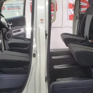 Mitsubishi Delica D5 in white automatic 4x4 7-seater fresh Japanese import 2008 - Image 6
