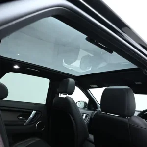 2020 Land Rover Discovery Sport 2.0 D240 MHEV R-Dynamic HSE SUV 5dr Diesel Auto 4WD Euro 6 (s/s) - Image 3