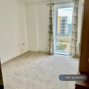 1 bedroom in Breacher House, Littlehampton, Arun - Image 2
