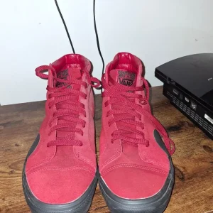 Vans SK8 Hi Red - Mens size 11 - Image 3