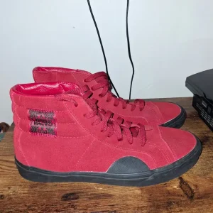Vans SK8 Hi Red - Mens size 11