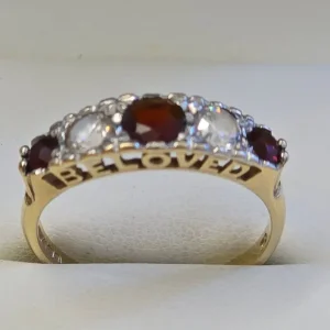 9CT GOLD GARNET & CUBIC ZIRCONIA BELOVED RING
