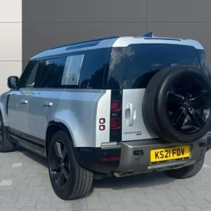2021 Land Rover Defender 3.0 D300 X-Dynamic HSE 110 5-door Diesel Estate - Image 2