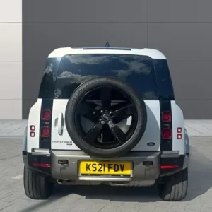 2021 Land Rover Defender 3.0 D300 X-Dynamic HSE 110 5-door Diesel Estate - Image 6