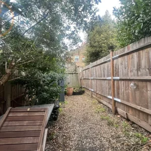 2 bedroom flat in University Road - Image 8