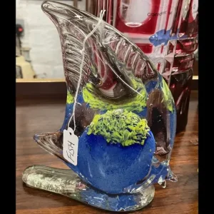 One Blue and One Yellow Angle Fish Paperweights - Image 3