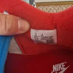 Jordan 4's trainers size 8.5 - Image 4