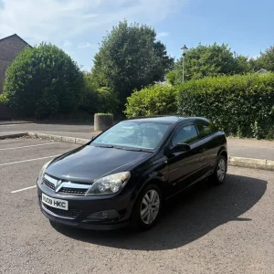 2009 Vauxhall Astra 3-door hatchback - Image 2