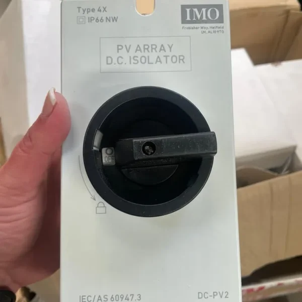 16A 800V DC 2-Pole Solar Isolator – 8 in a Lot