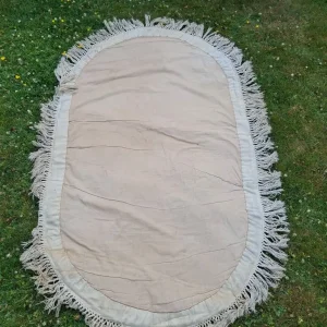 Oval Floral Rug - Image 4