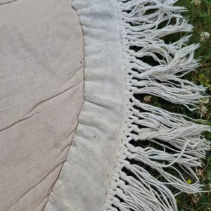 Oval Floral Rug - Image 5