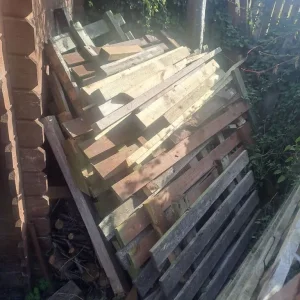 Free Wood, Pallets & Brick - Image 2