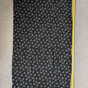 Black floral velvet fabric - Image 2