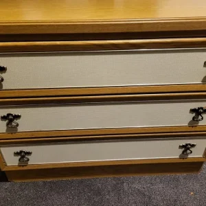 Vintage 3-Drawer Dressers x 2 - Image 7