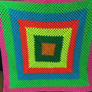New handmade crochet blanket approx 40 inches square