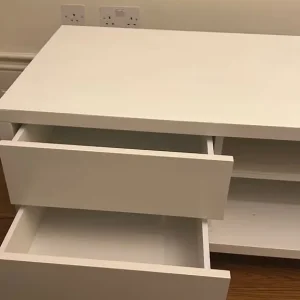 White TV stand - Image 3