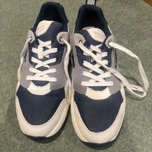 Gant men’s trainers size 7 - Image 2