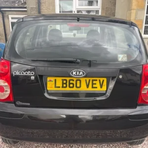 2011 Kia Picanto Hatchback - Image 2