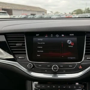 2018 Vauxhall Astra 1.4T 16V Elite Nav 5-door Hatchback - Image 6