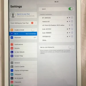 Apple iPad Air in Great Condition - Image 5