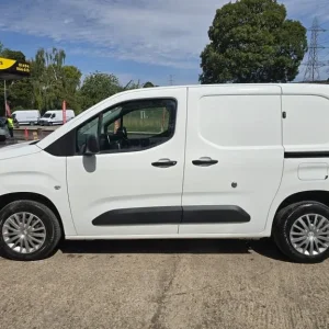 2019 Citroen Berlingo 1.6 BlueHDi Panel Van Diesel Manual - Image 6