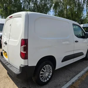 2019 Citroen Berlingo 1.6 BlueHDi Panel Van Diesel Manual - Image 8