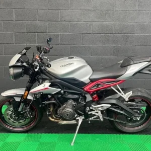 2019 Triumph Street Triple 765 - Image 7