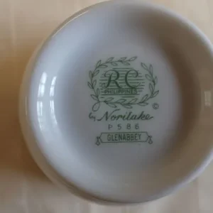 NORITAKE GLENABBEY P586 TEA SET - Image 3