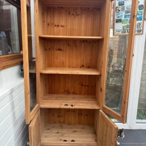 Solid pine unit with glass doors - Image 2