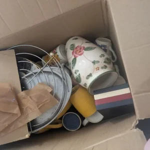 Box of crockery