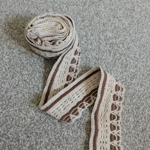 Roll of embroidery ribbon - Image 2