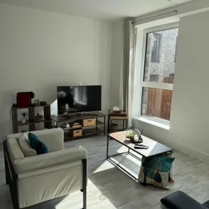 1-bedroom flat – central, quiet, walkable - Image 3