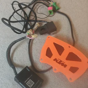 KTM duke 390 fuel x system pro with adjustable handlebar and air intake lid - Image 3
