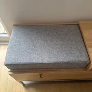 Shoe storage and seat with two drawers - Image 4