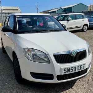 2009 Skoda Fabia 1.2 1.5d hatchback petrol manual - Image 8