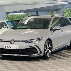 2022 Volkswagen Golf 1.5 eTSI MHEV R-Line DSG Euro 6 Estate - Image 6