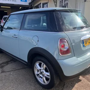2012 MINI Hatch 1.6 Manual 3-Door Petrol - Image 4