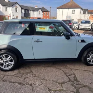 2012 MINI Hatch 1.6 Manual 3-Door Petrol - Image 7