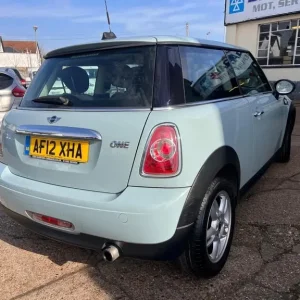 2012 MINI Hatch 1.6 Manual 3-Door Petrol - Image 8